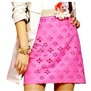 Ann Taylor LOFT Pink Coquette Eyelet Scalloped Mini Skirt Bright Preppy Size 4